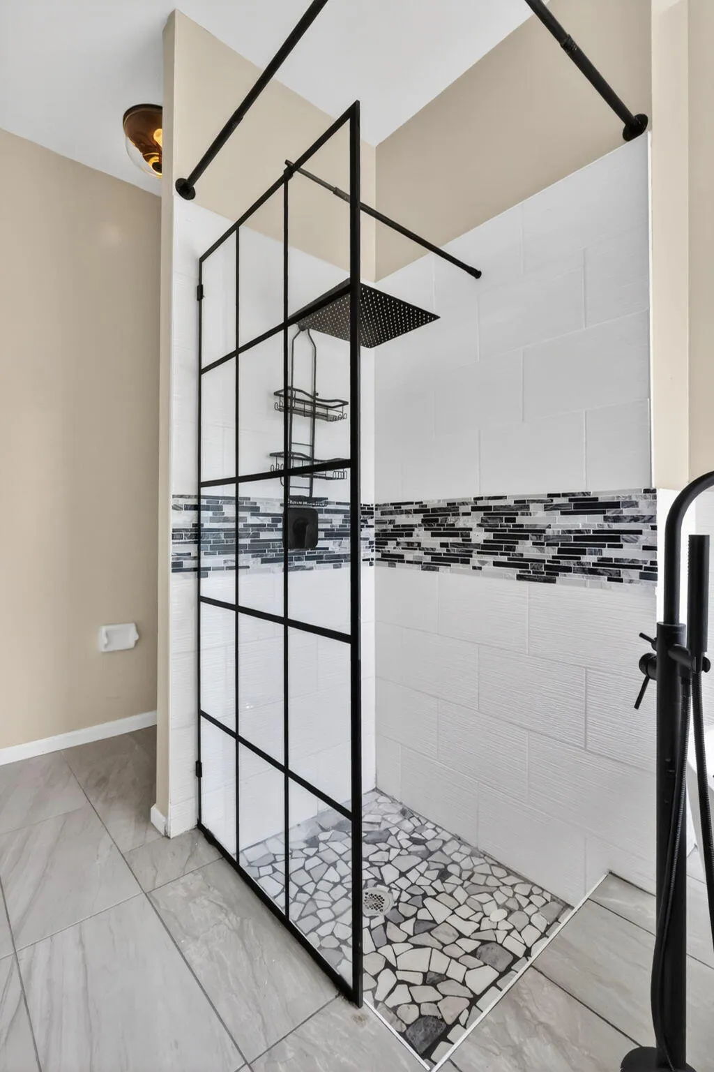 primary_bathroom_34