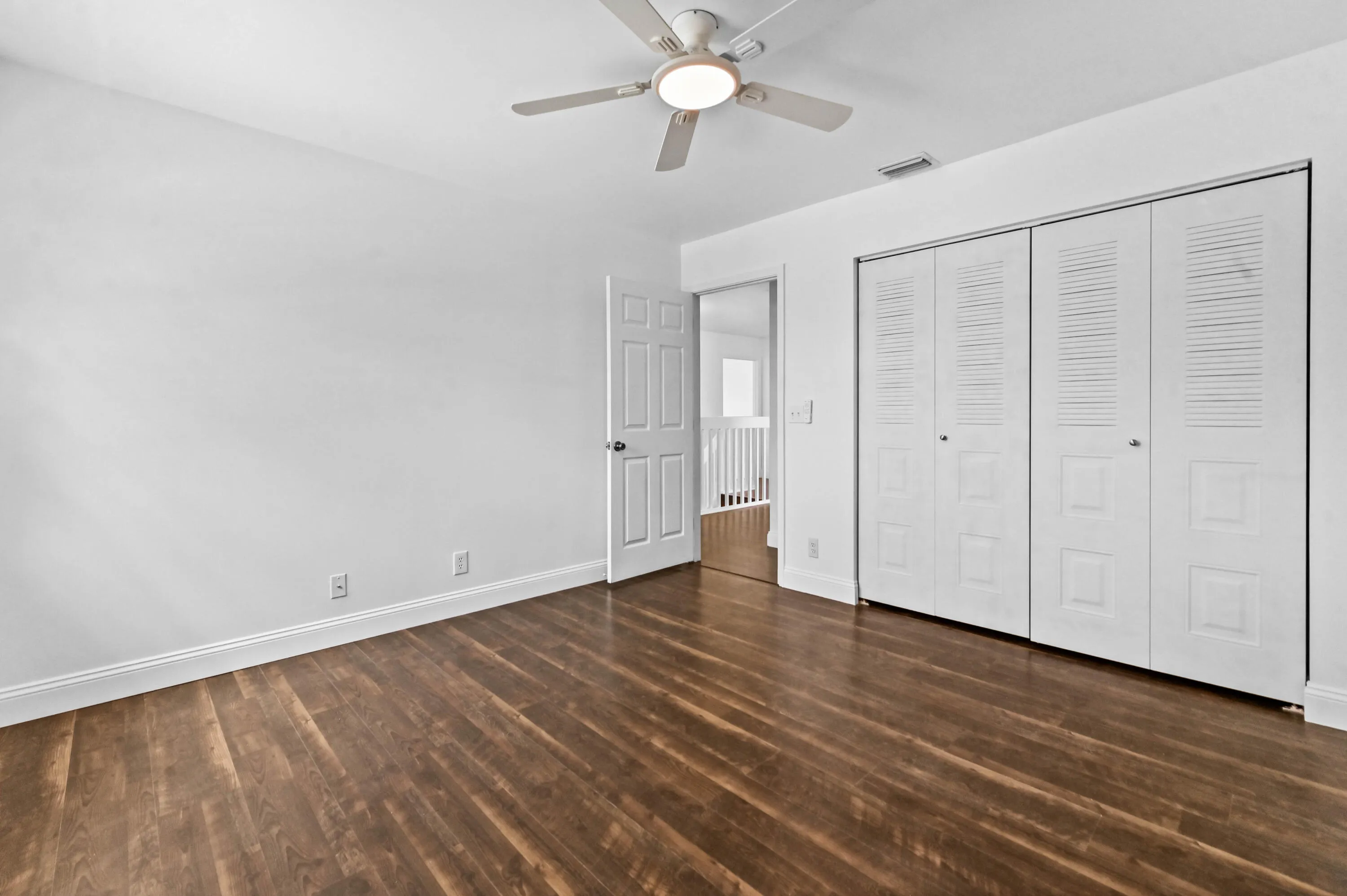 20 Bedroom 04