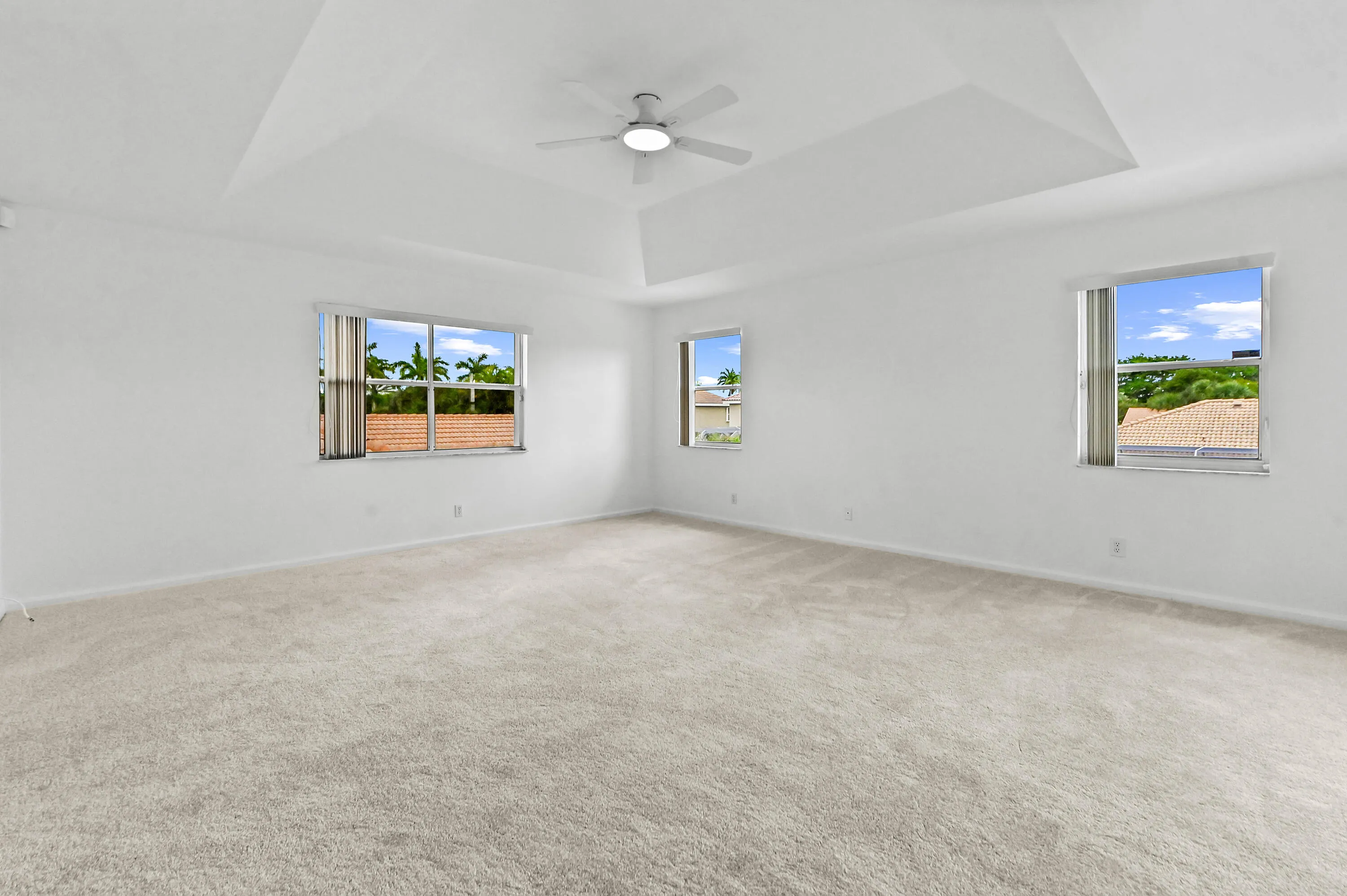 24 bedroom 01