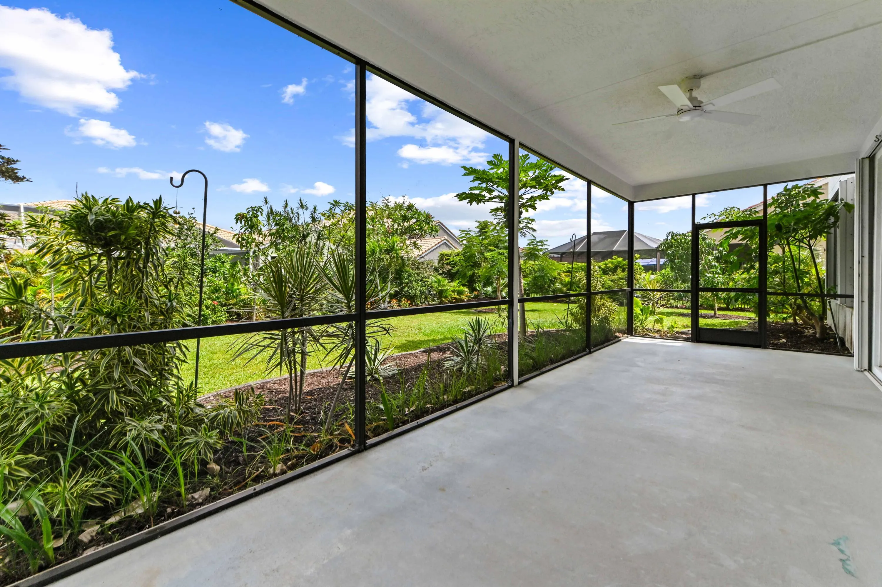 31 patio 02