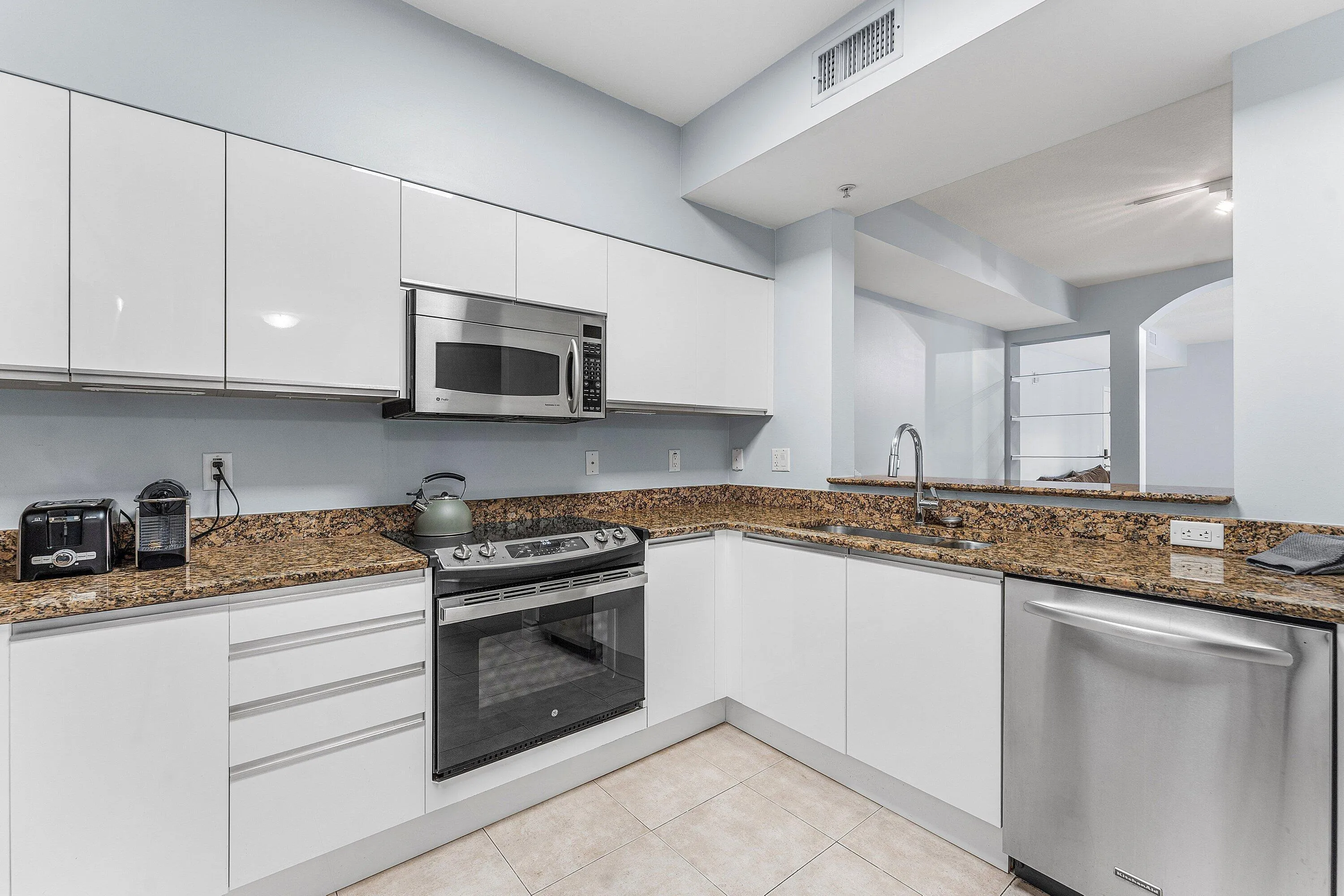 233 S Federal Hwy, 308, Boca Raton FL 33