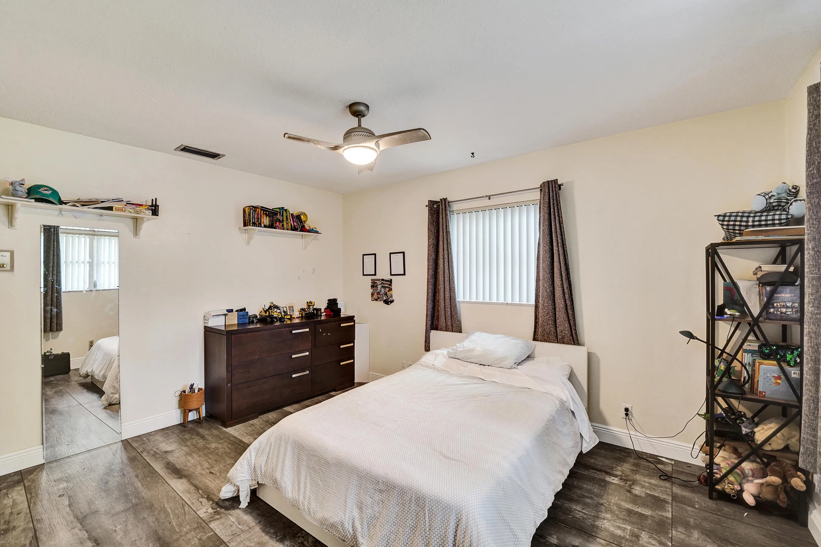 Property photo 34