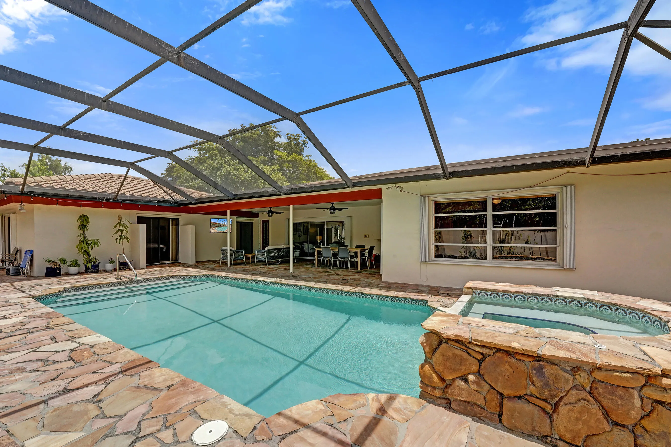 Property photo 68