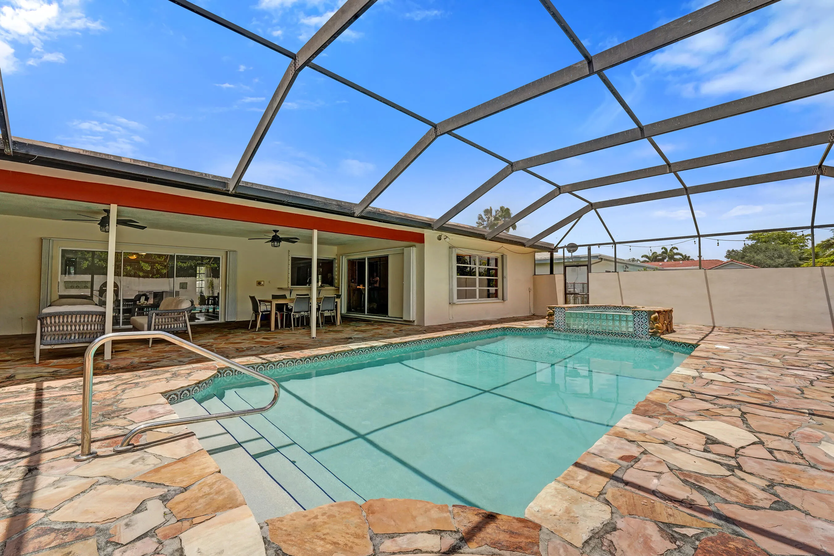Property photo 61