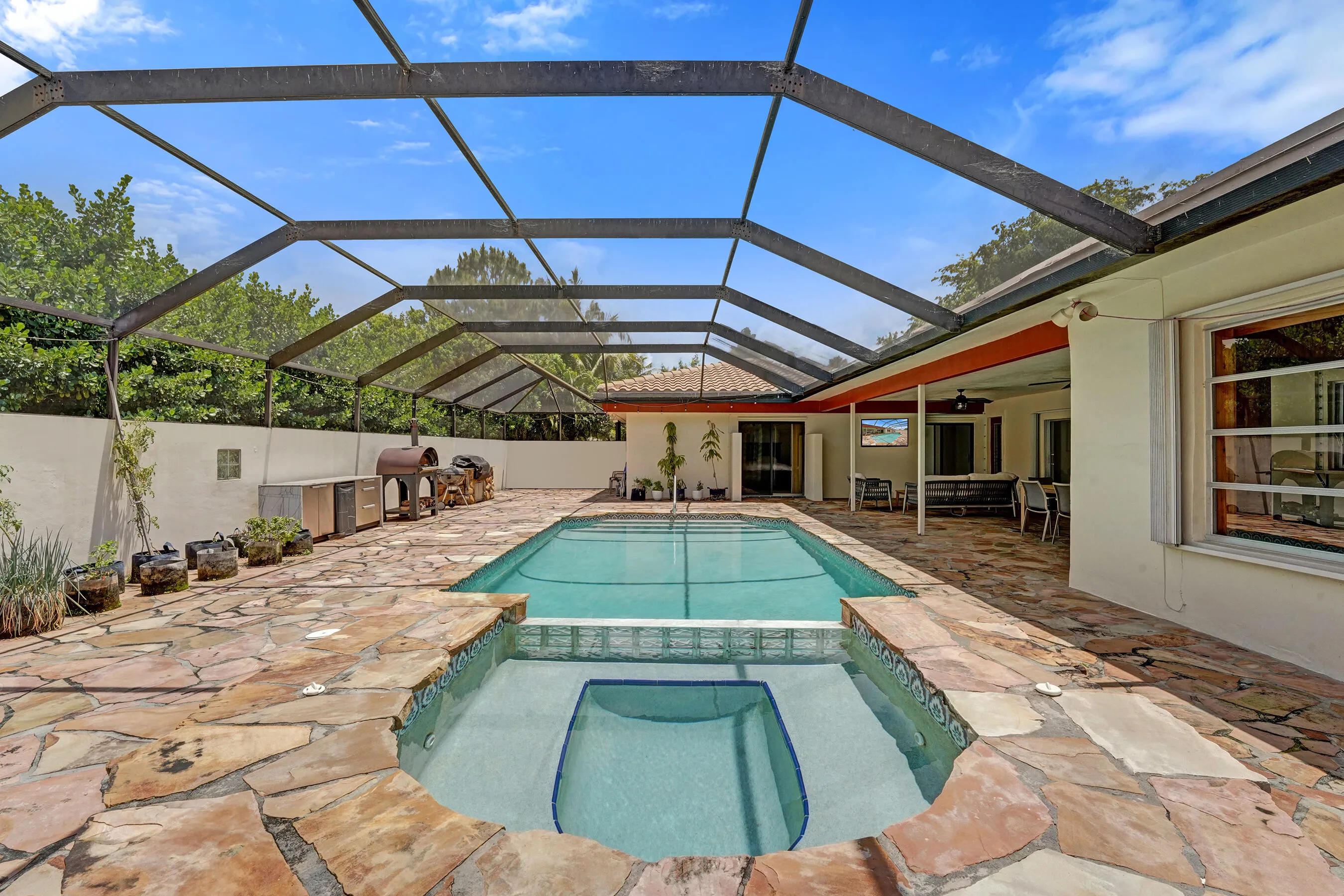 Property photo 66