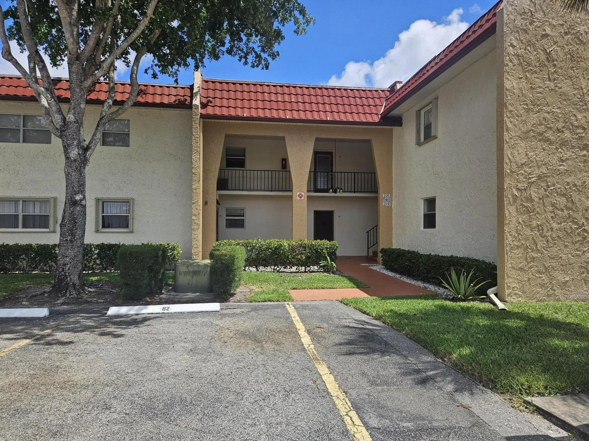 1 Assigned Parking space in front of Building and Guest Parking.