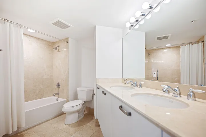 21-web-or-mls-2001-n-ocean-blvd-304