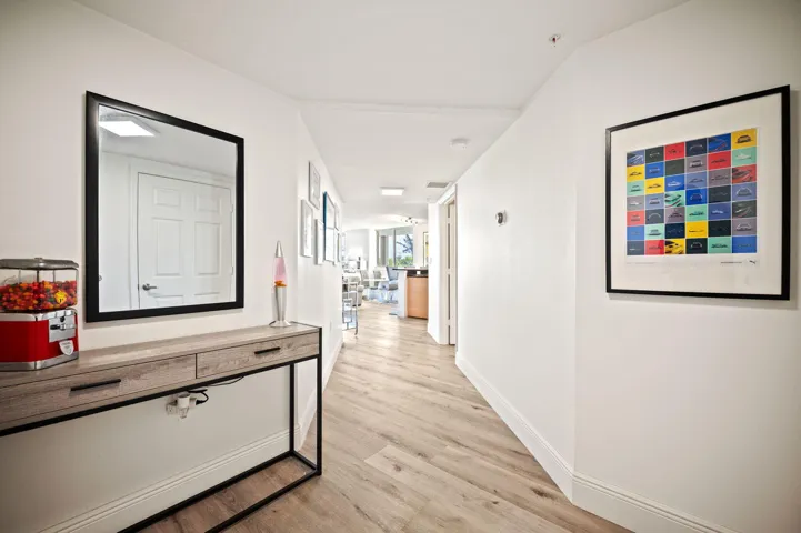 3-web-or-mls-2001-n-ocean-blvd-304