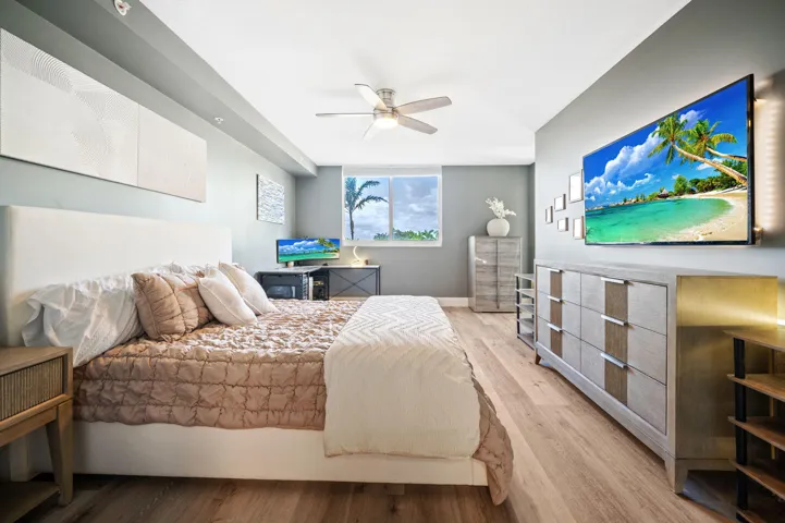 14-web-or-mls-2001-n-ocean-blvd-304