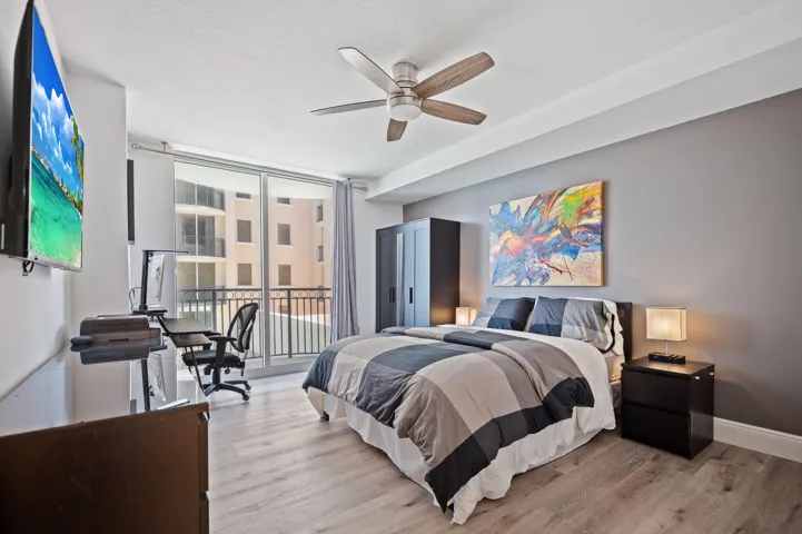 19-web-or-mls-2001-n-ocean-blvd-304