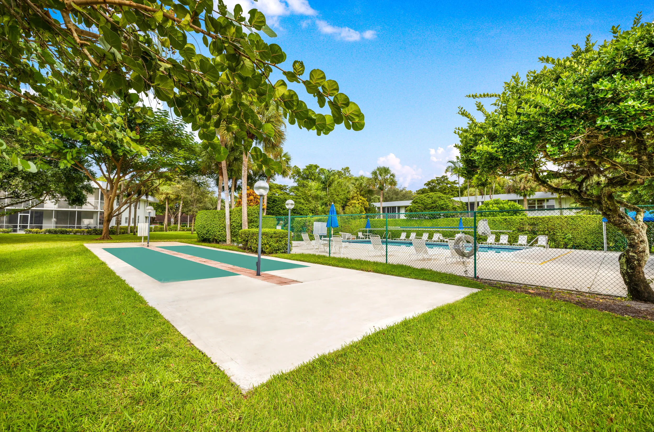 4200 oaks terrace unit 104-Natalia (5)