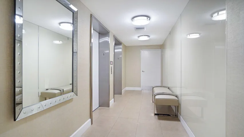 boca-raton-505f-lobby-design.jpg