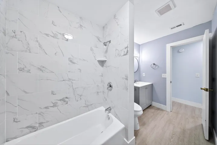 Hallway Bath Tub