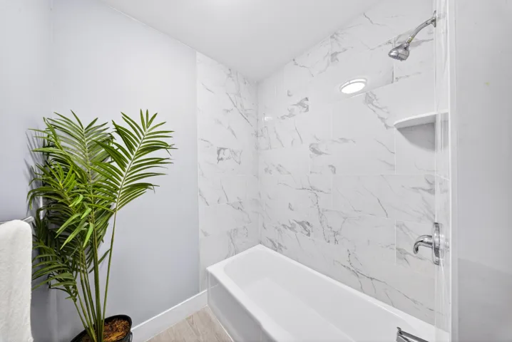 Hallway Bath Tub