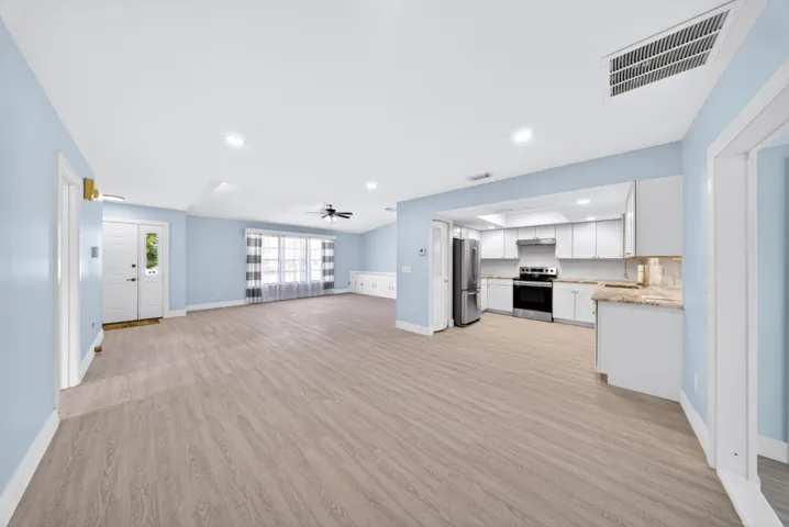 Living/Dining Room