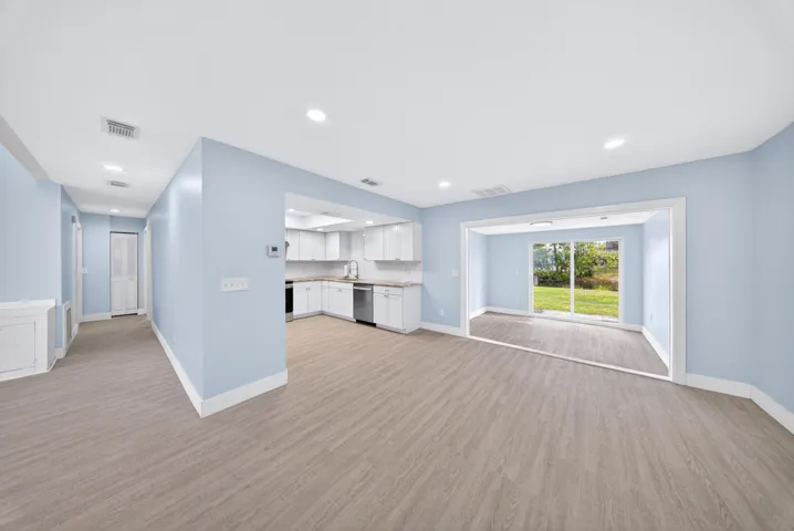 Living Room/Dining Room
