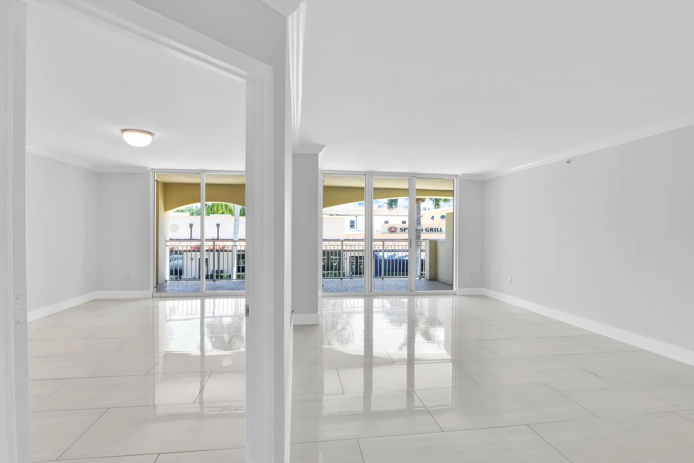 Bedroom / Living Room