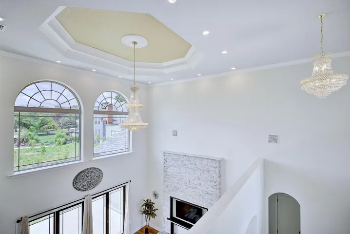 Foyer Ceiling