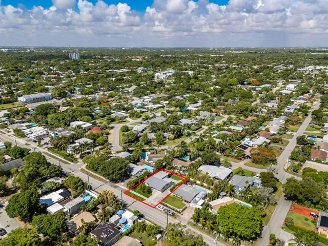 Walk to Wilton Drive