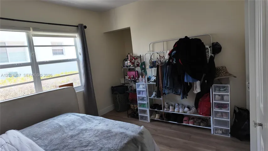 Photo 38