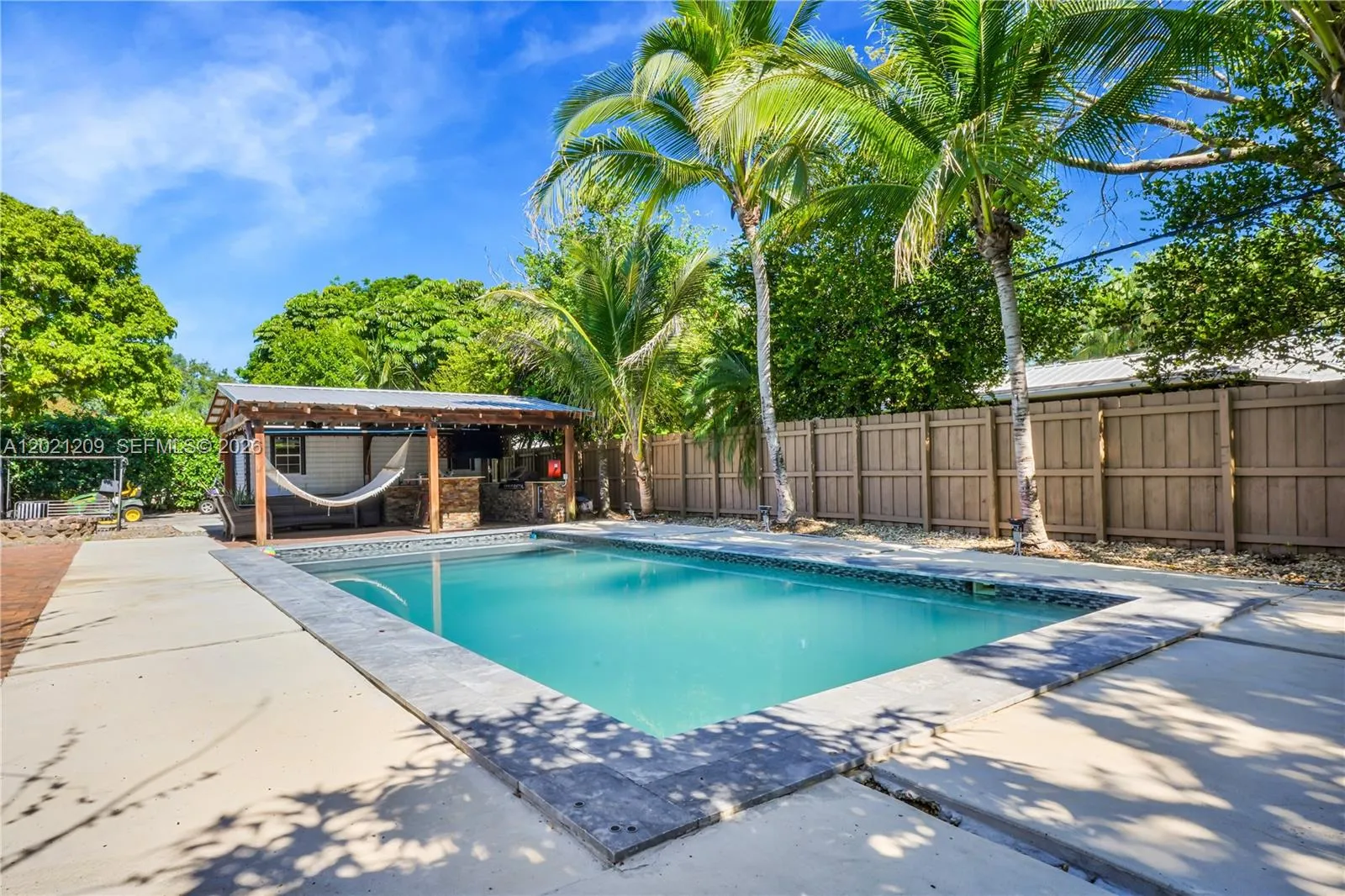 Property photo 24