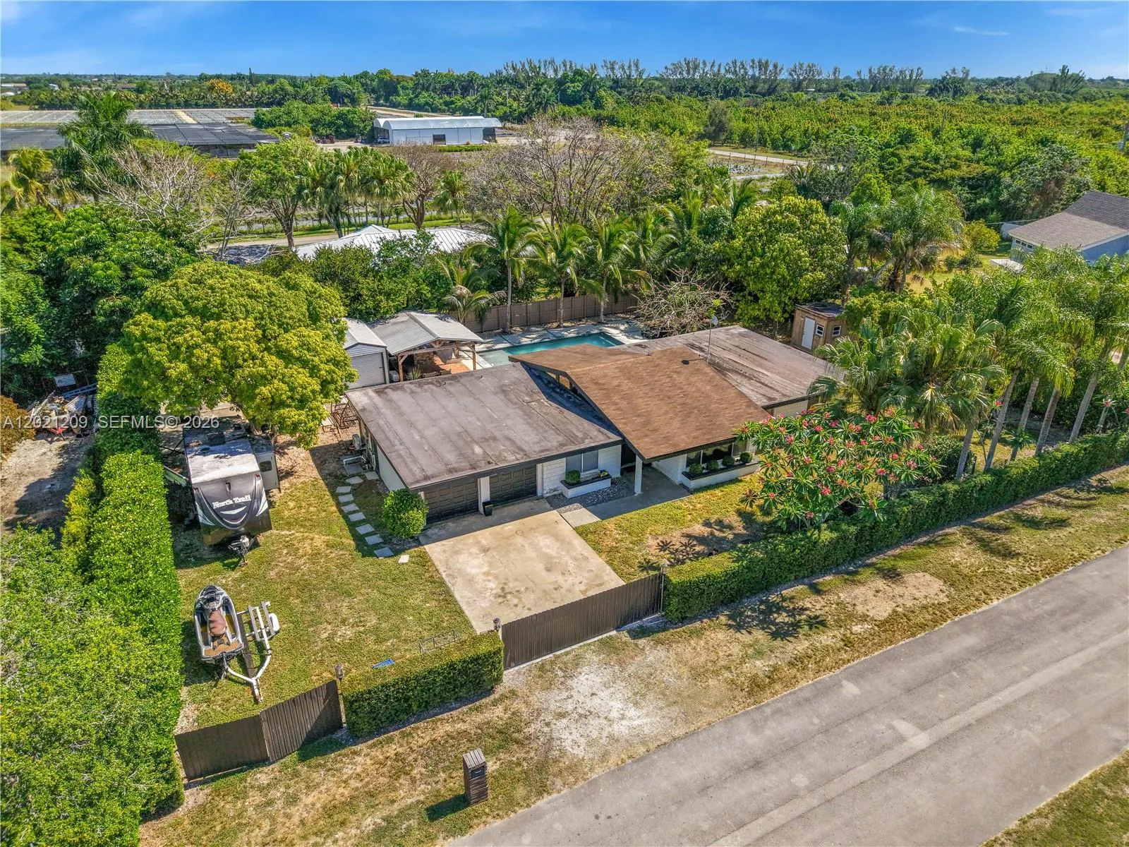 Property photo 35