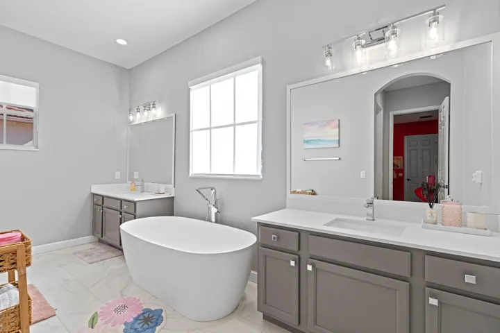 Ensuite Bath