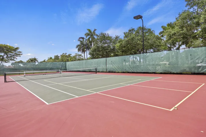Pickleball & Tennis Court