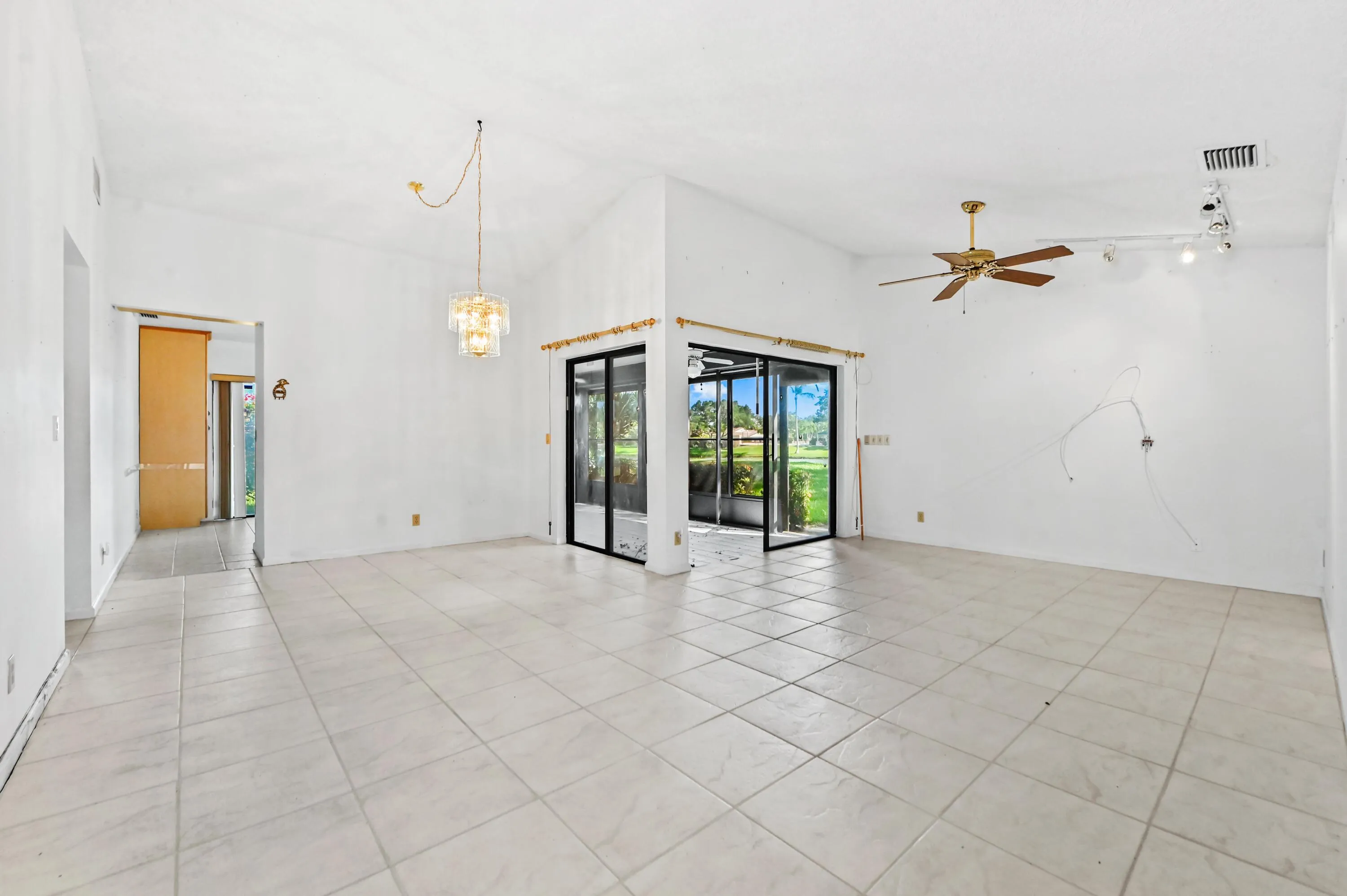 05 Dining area 01