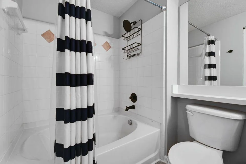 7302 2ND BATH