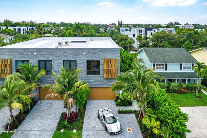 037-917Northeast8thAvenue-DelrayBeach-FL