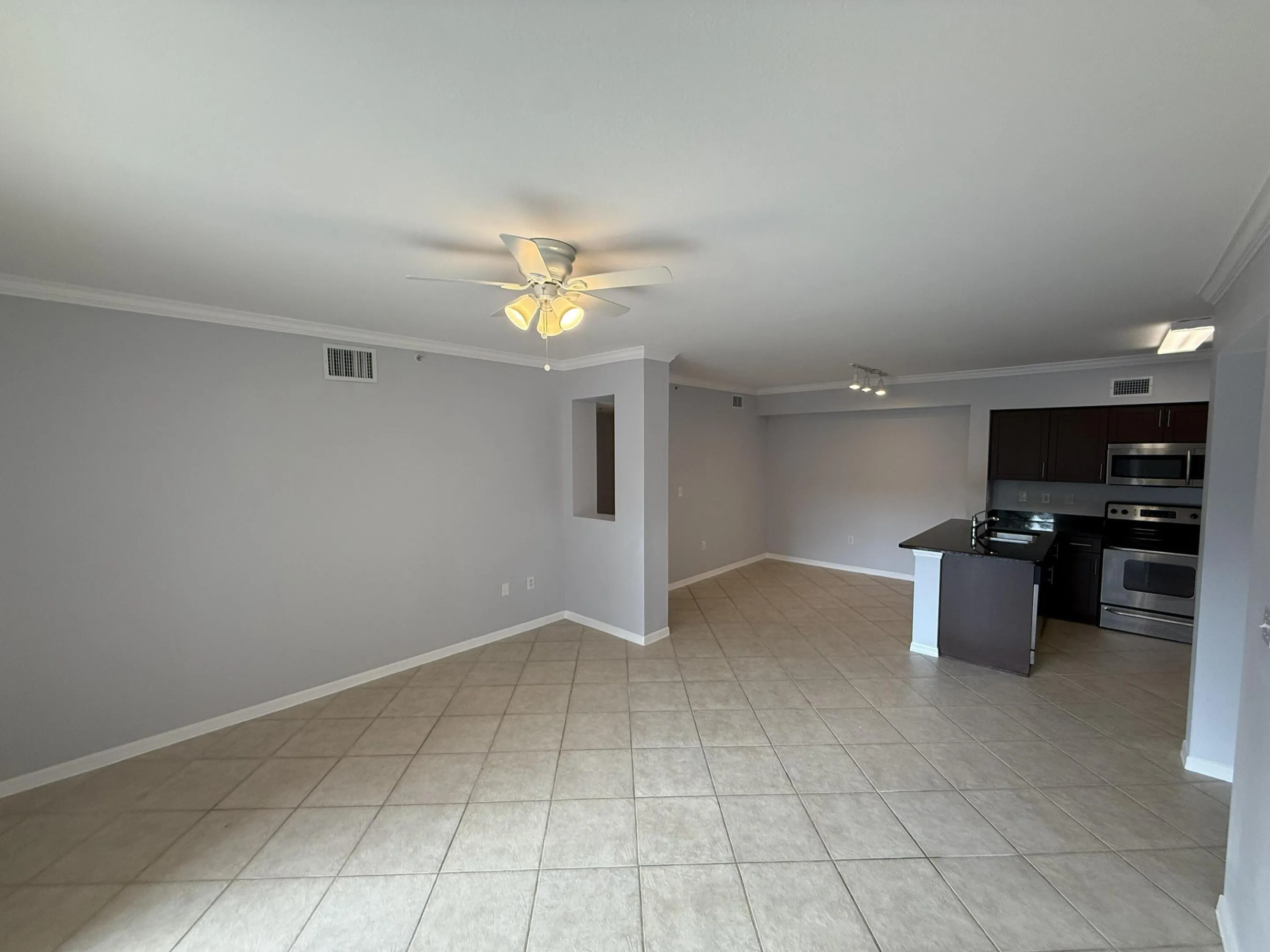 DiningRoom_1