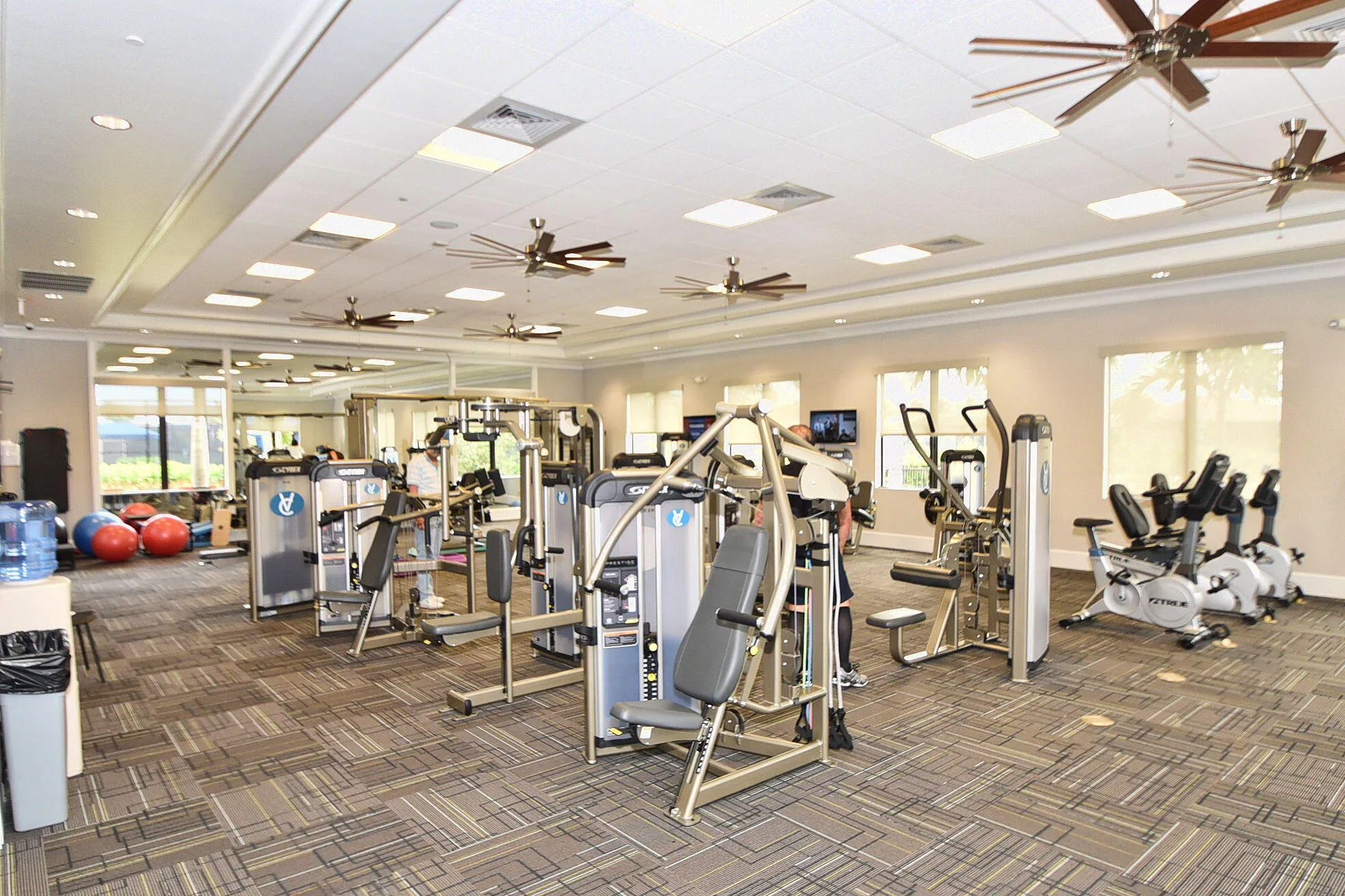 FITNESS CENTER