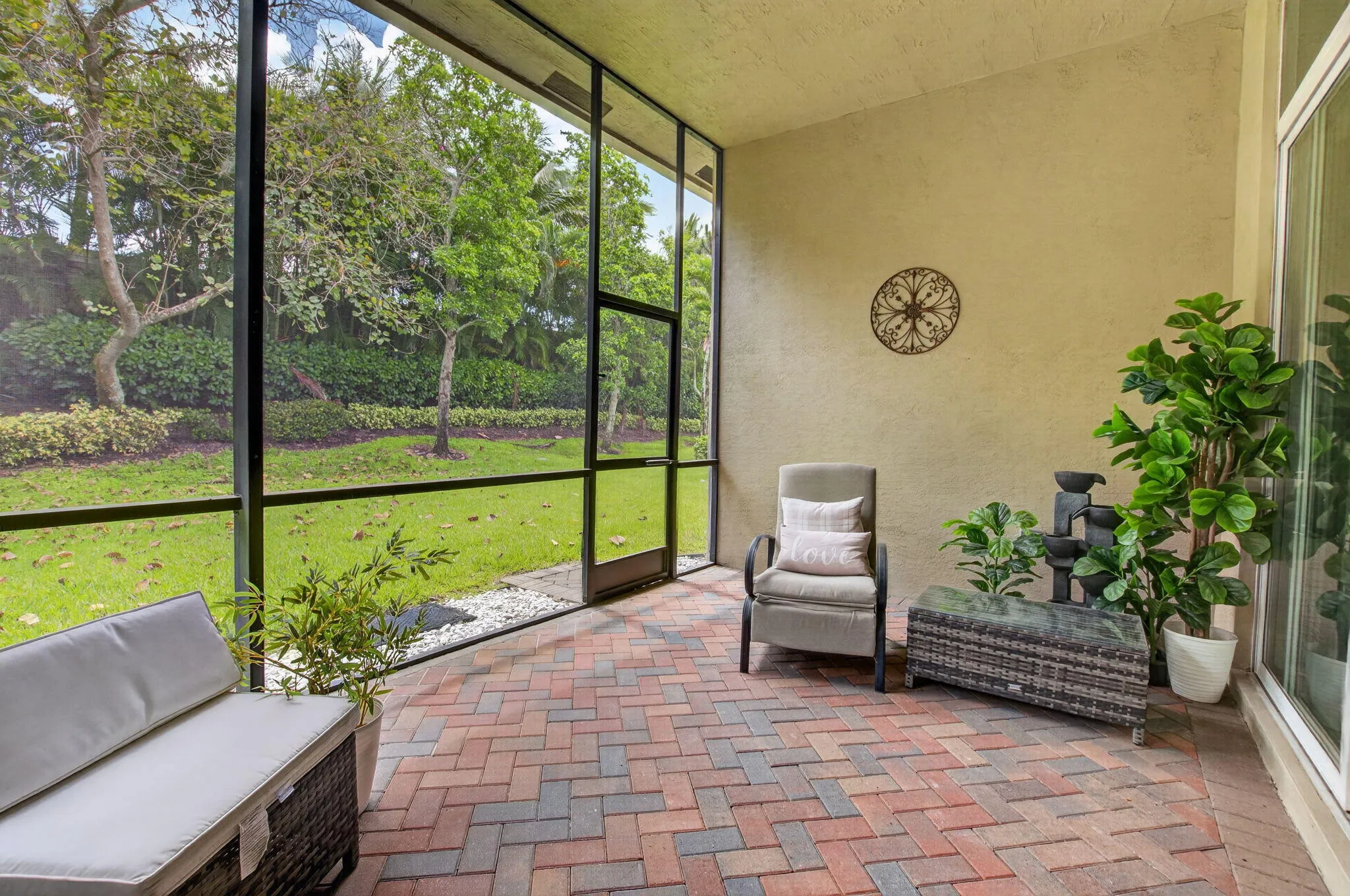 COVERED PATIO
