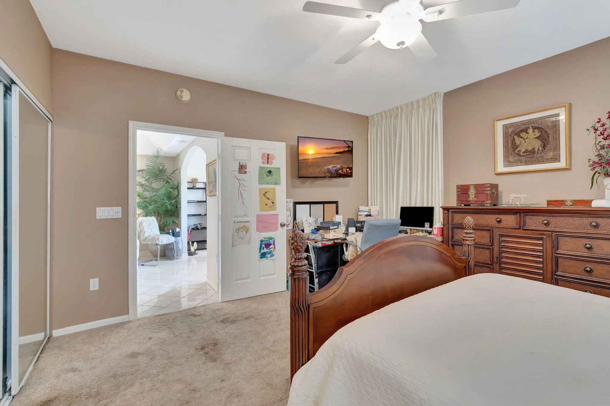 Good wall space for furniture
