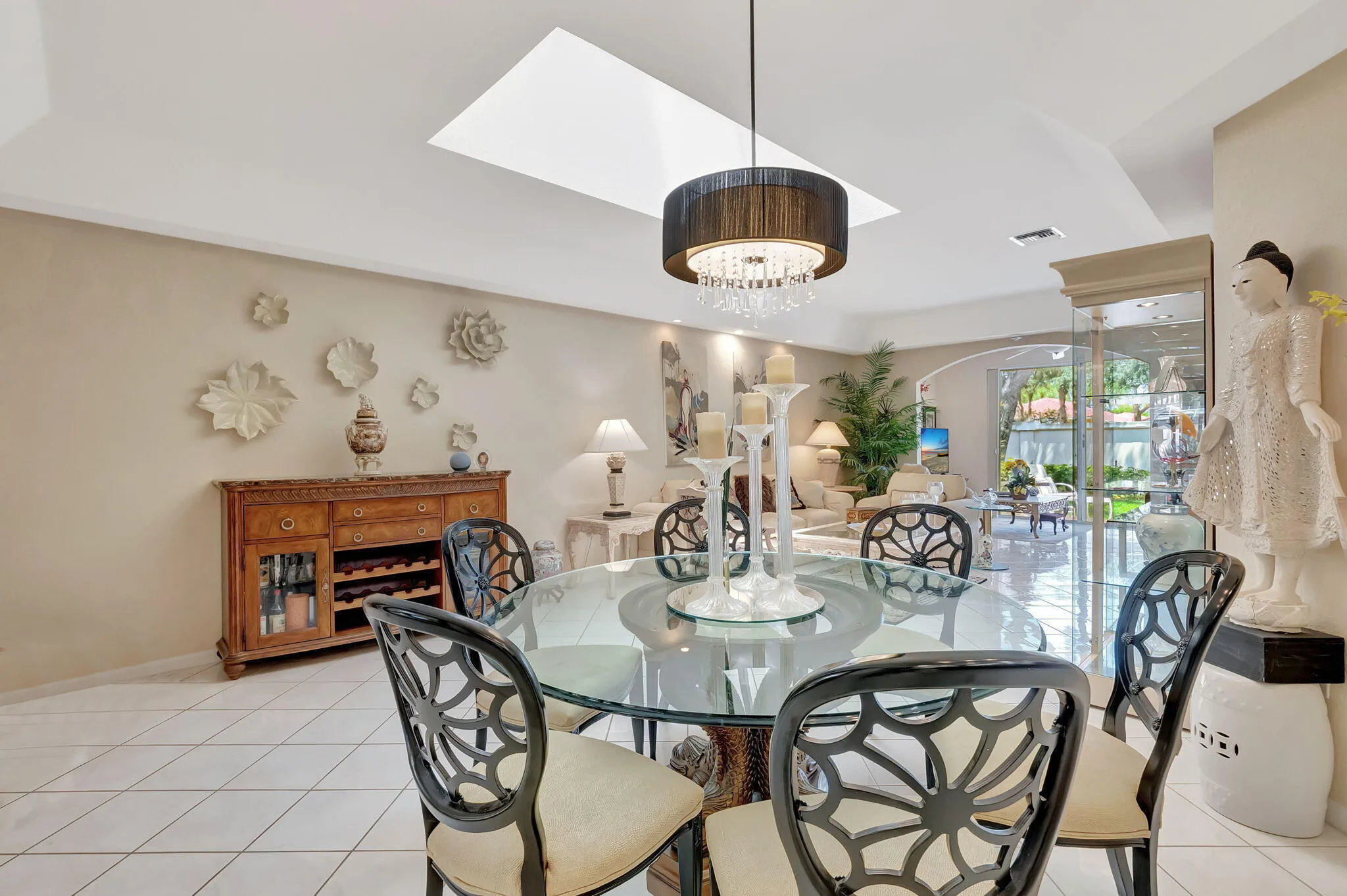 Large Dining Area