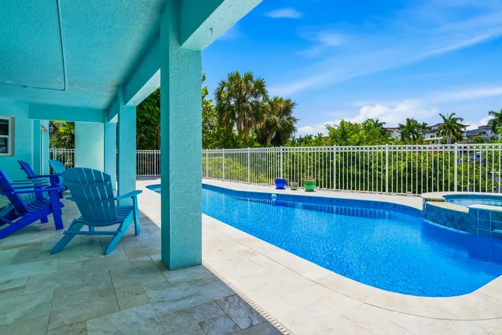 98-SOUTHPORT-COVE-34134-080