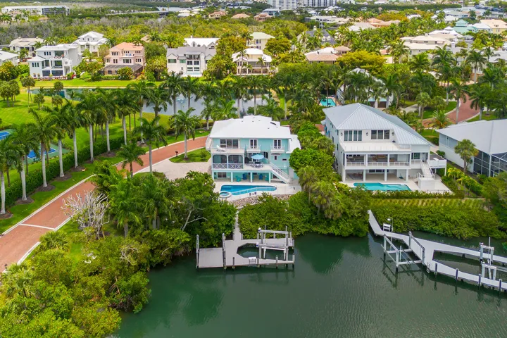 98-SOUTHPORT-COVE-34134-095
