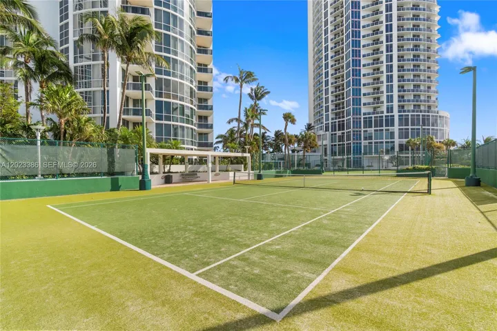 Tennis court