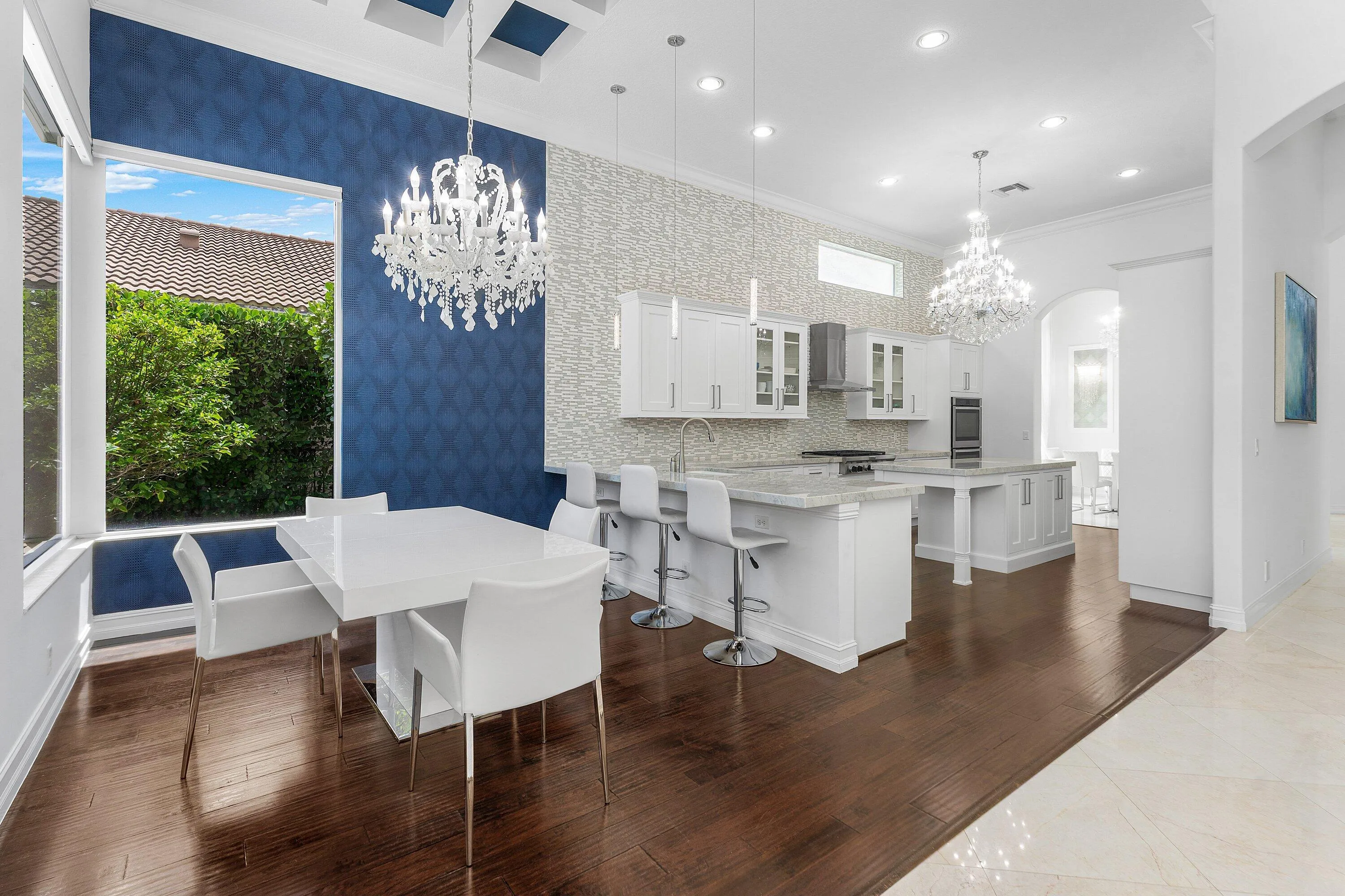 Dining Nook + KItchen