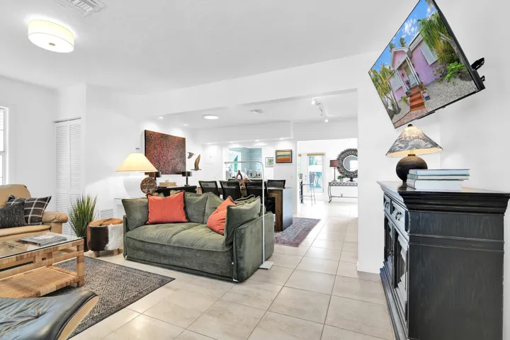Front Entrance into the Foyer