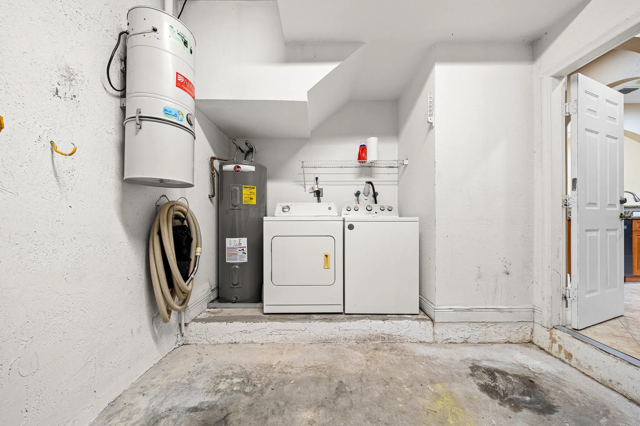 Property photo 34