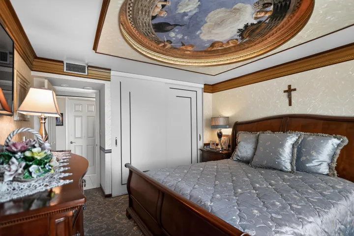 16_3400_Galt_Ocean_Dr-Bedroom-9179