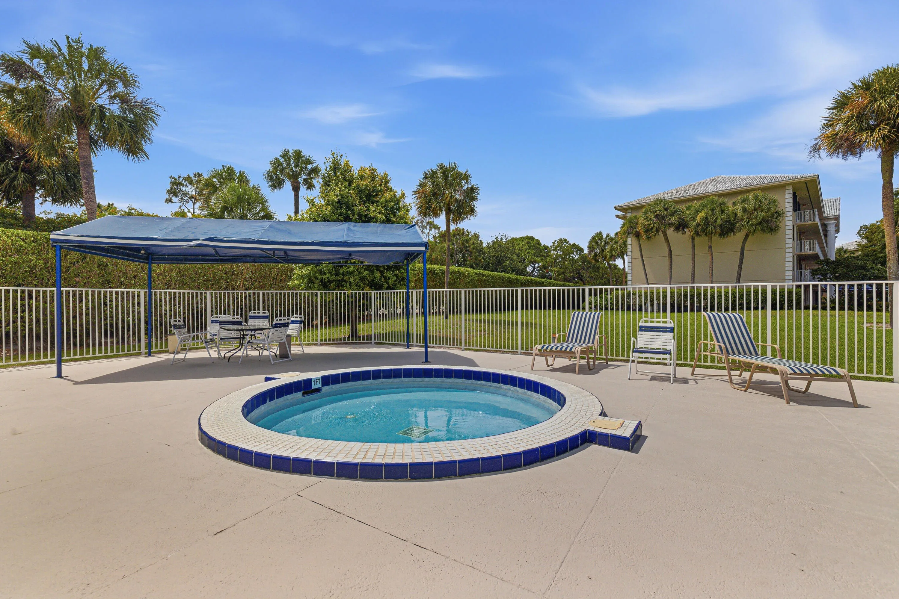 Pool-B