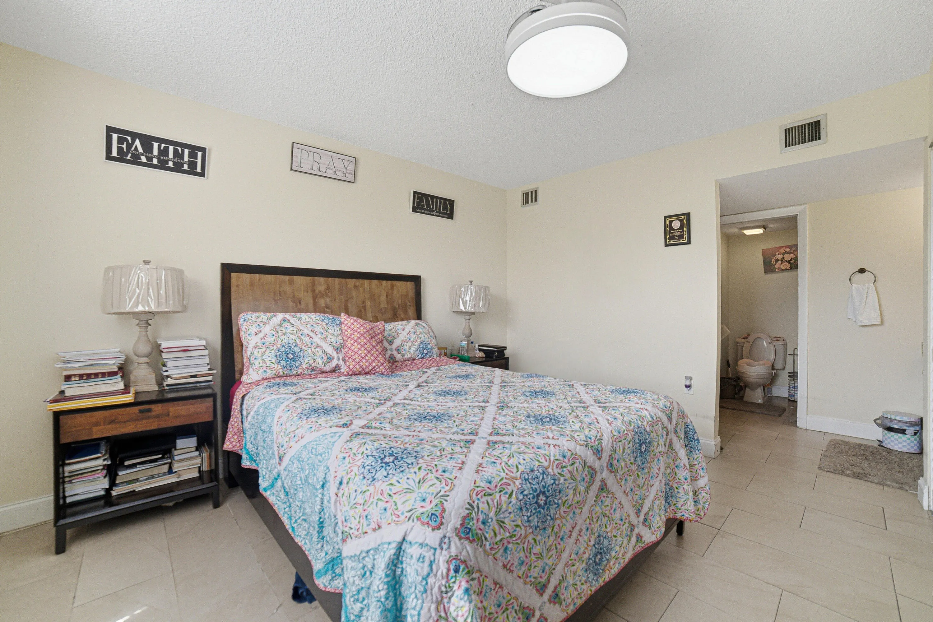 Bedroom1-B