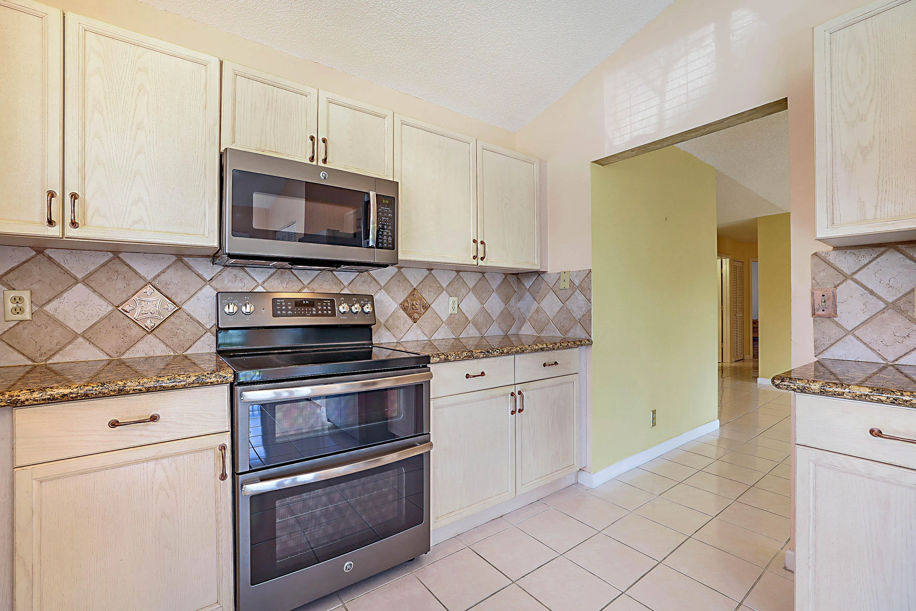 3283 Jog Park Dr -12