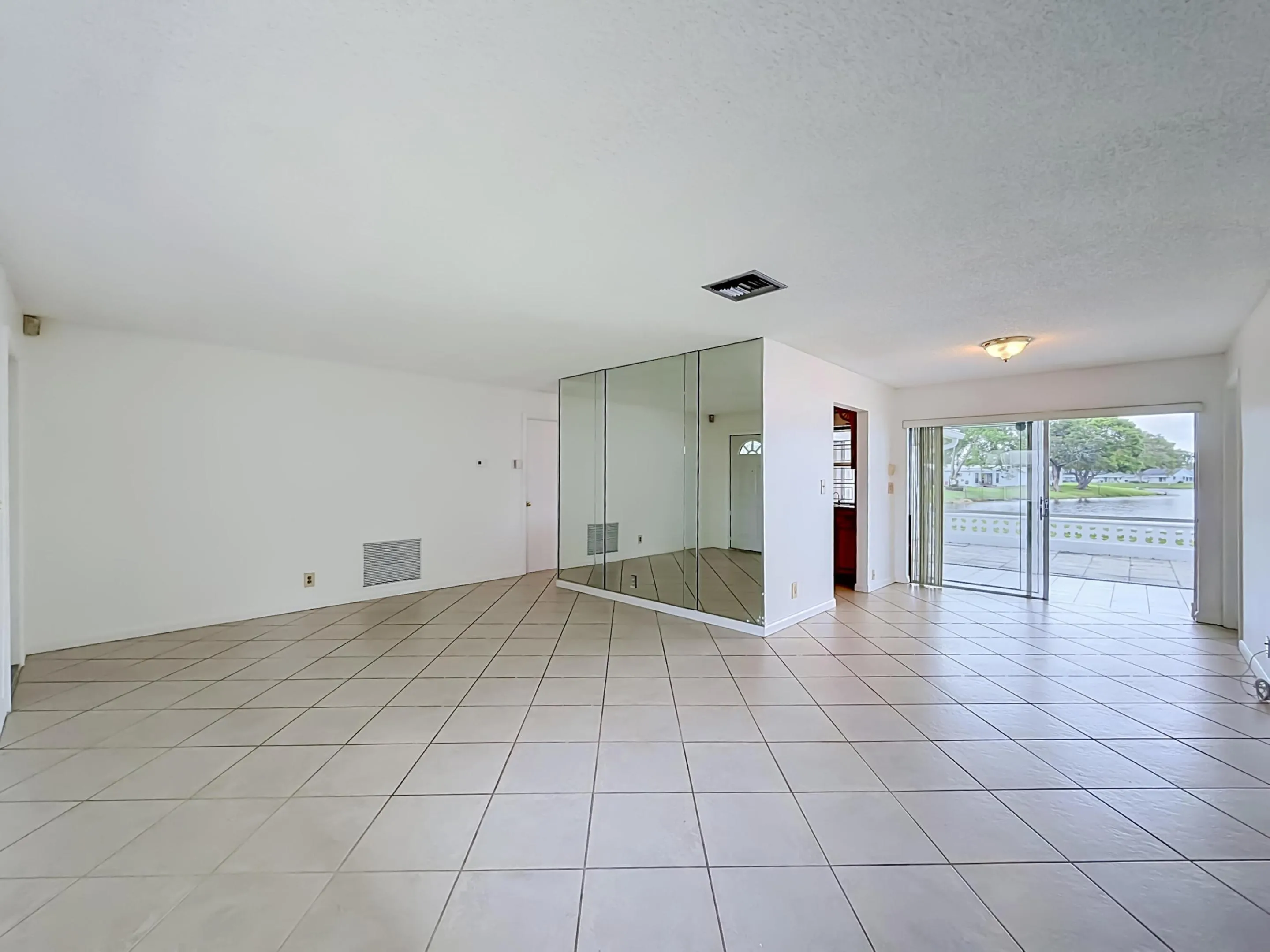 8504 NW 14th Street-20