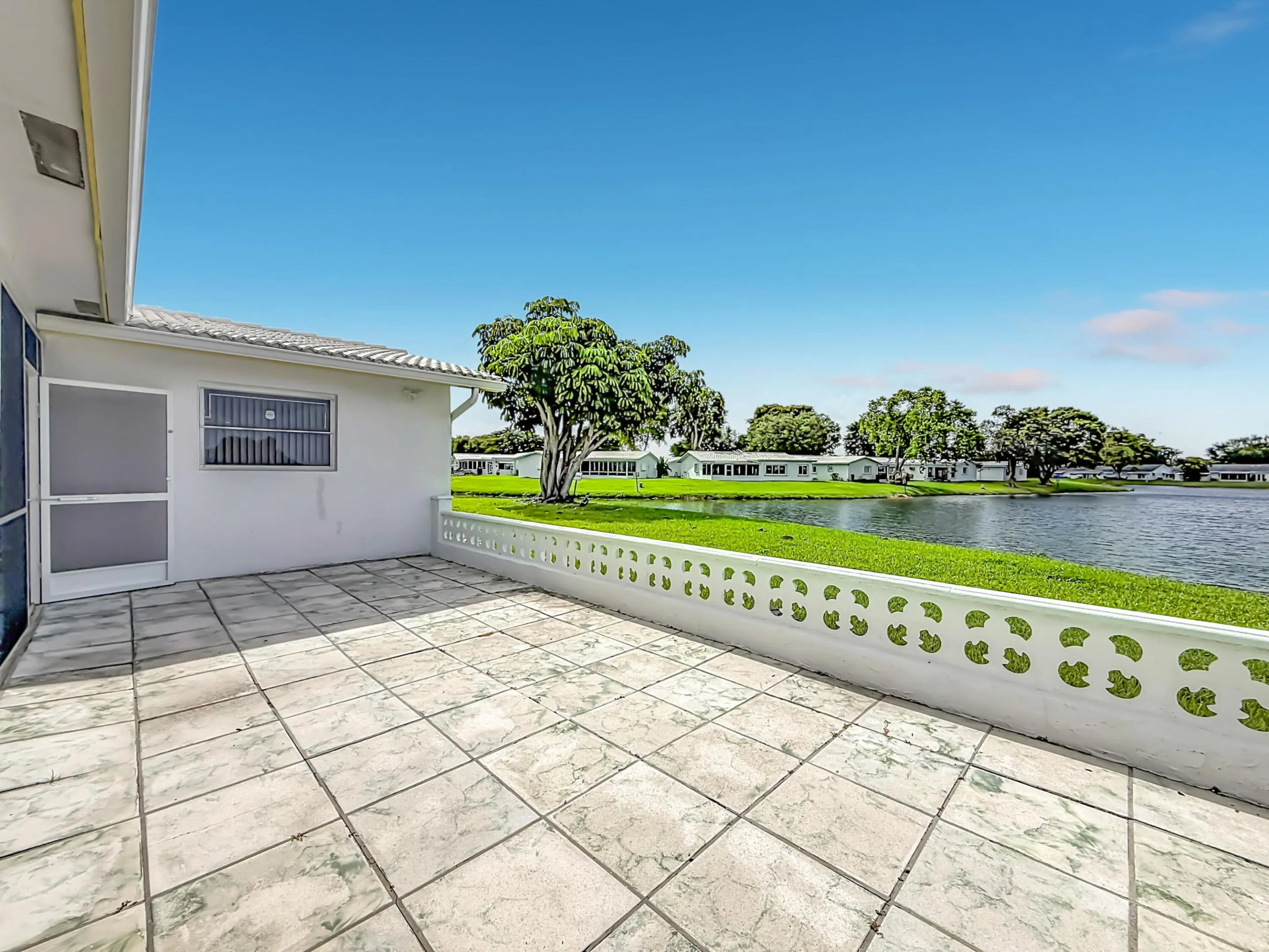 8504 NW 14th Street-56