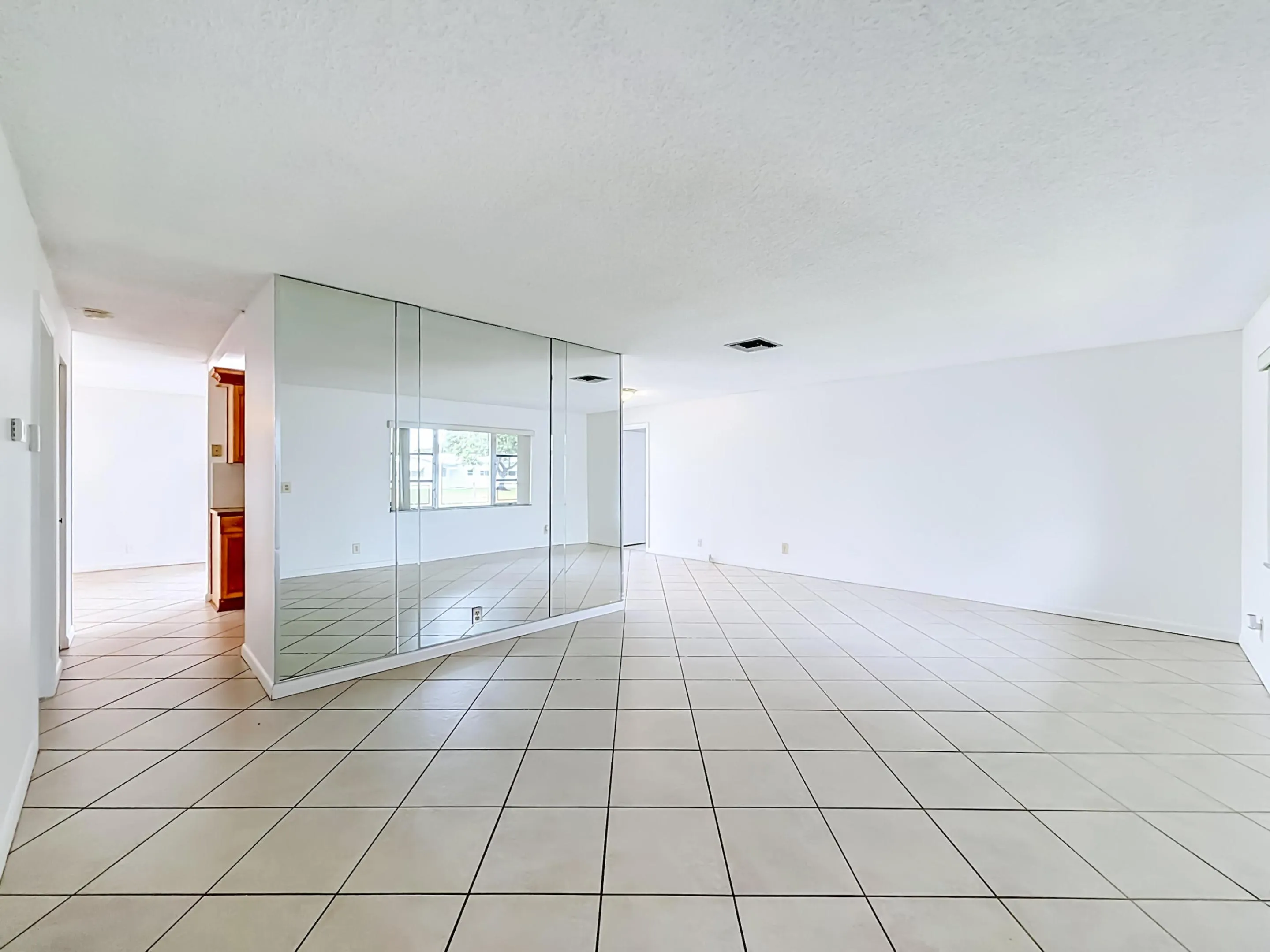 8504 NW 14th Street-16