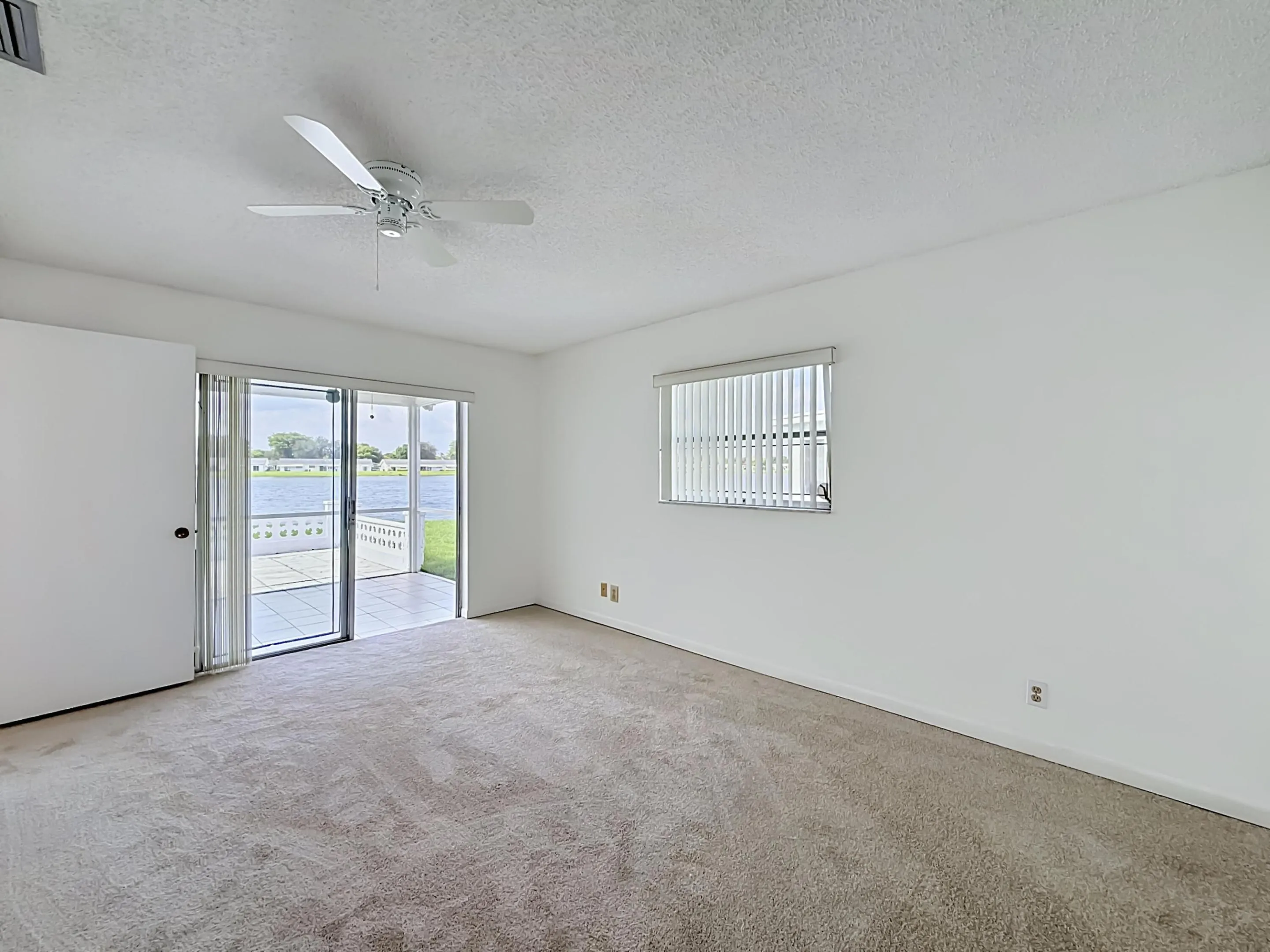 8504 NW 14th Street-36